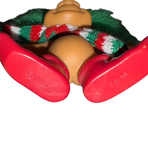 Troll Russ Christmas Doll Red Green White Knit Scarf Vintage 90's (SKU: 204TO) - Picture 4 of 5